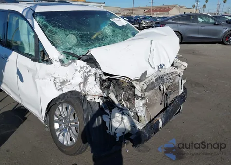 2014 Toyota Sienna Xle V6 8 Passenger из США, поврежденный, VIN 5TDYK3DC5ES478258